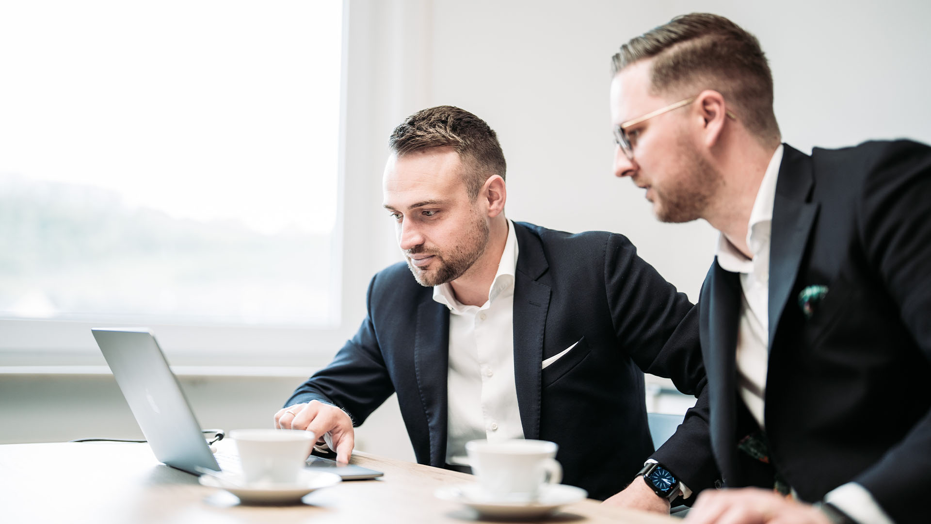 header-hilgert-pistono-due-diligence-pruefung-4
