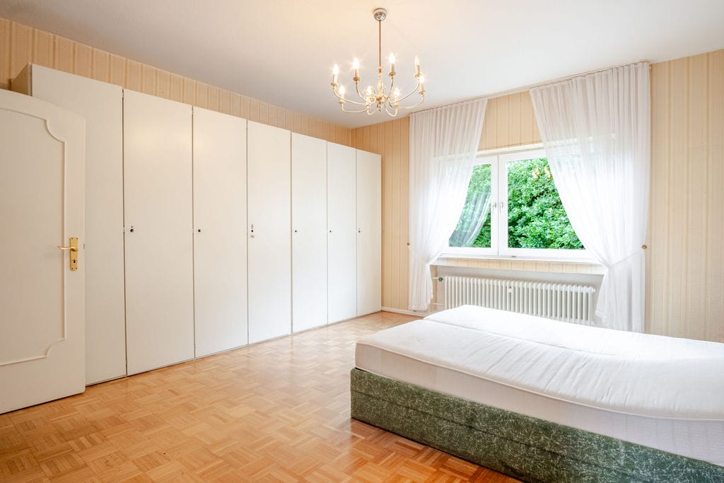 Schlafzimmer-EG